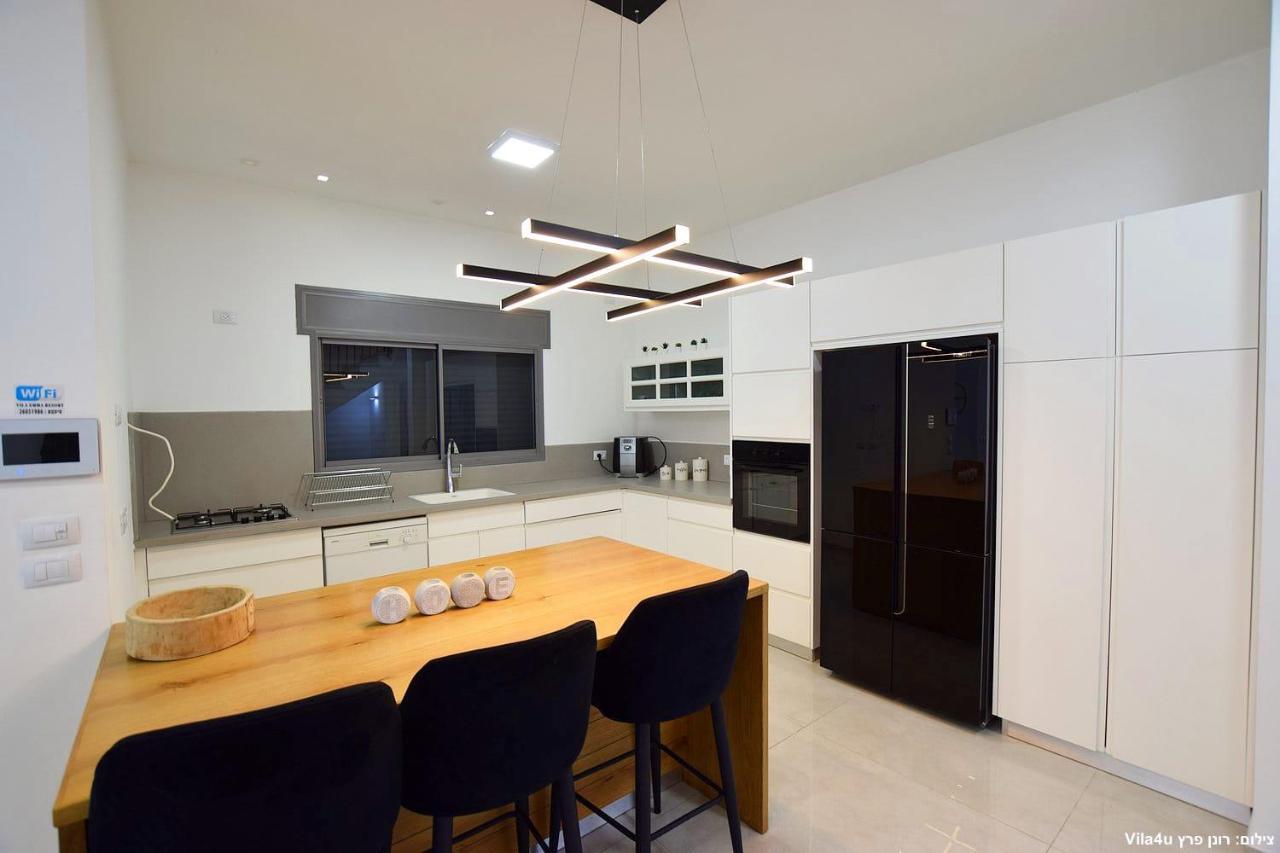 אמה וילה ריזורט Vila Hadera Exterior foto